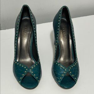Talbots Blue and Gold Heels with Elegant Design